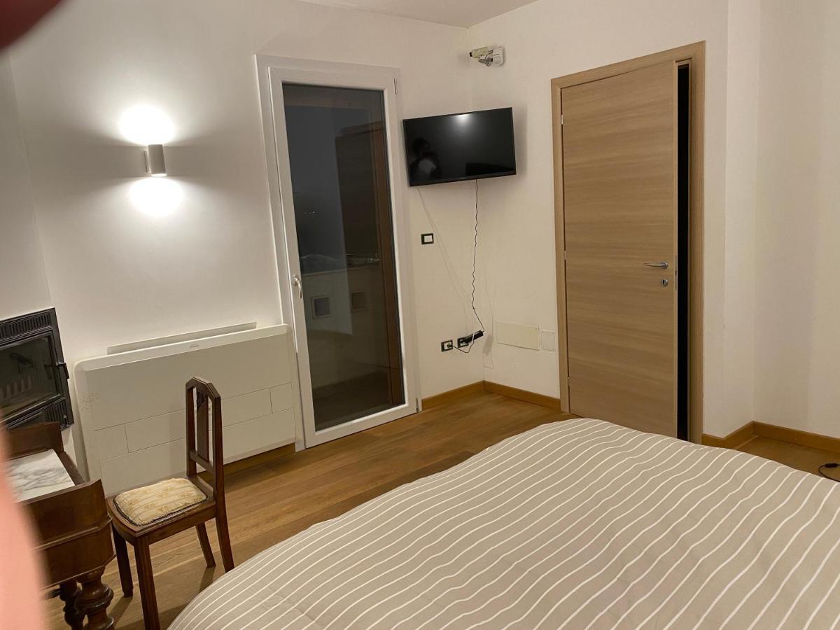 Vista Mar Apartment Brindisi Bagian luar foto