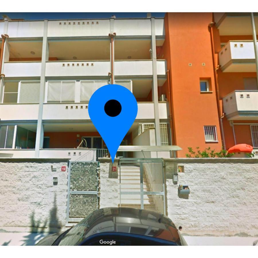 Vista Mar Apartment Brindisi Bagian luar foto